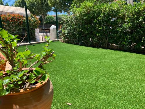 3 Room apartment with private garden next to the beach La Siesta