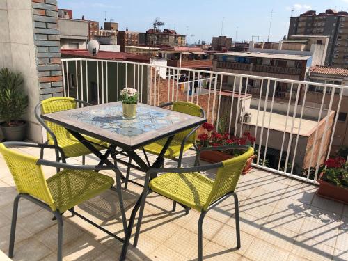 Amazing Badalona Apartment With Terrace