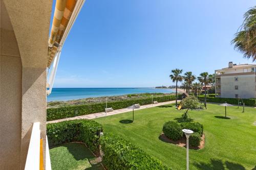 Ap2111 Bahia De Denia Les Marines