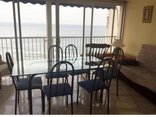 Apartamentos Torre Yago Primera Linea