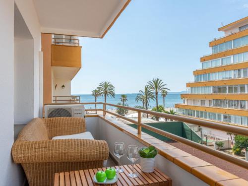 Apartment Roses Holiday Center-24