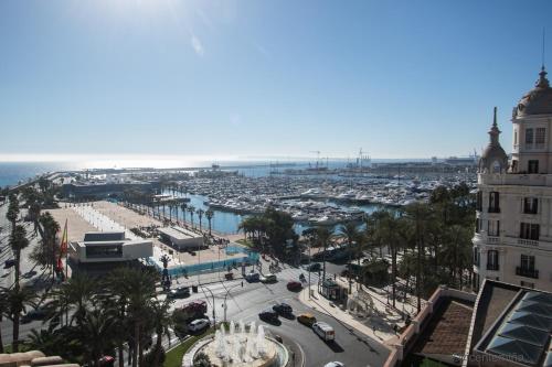 Beach, City Center And Entertainment 2