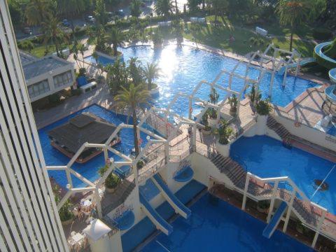 Apartamentos Benalbeach