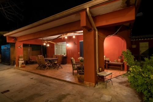 Casa con terraza y jardín cerca de la Playa en Castellón