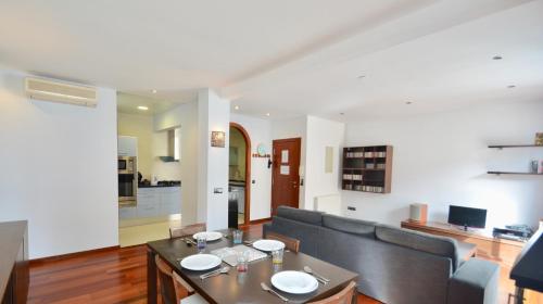 Freddy Close To Playa St Sebastian