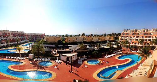 Gorgeous Suite With Sea View And Swimming Pools