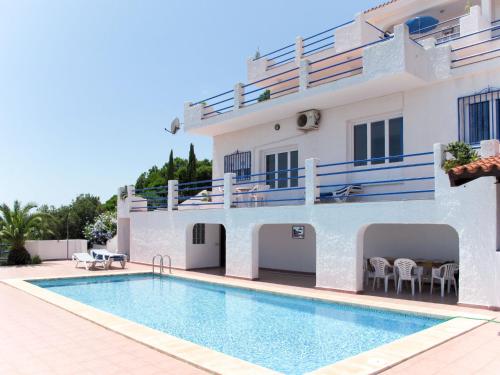 Holiday Home Karina - Pea113