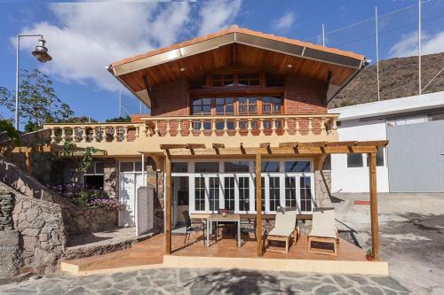 Vacation Rentals, Mogan