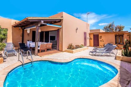 Holidayvilla Tropical - Bbq , Pool , Garden By Holidays Home