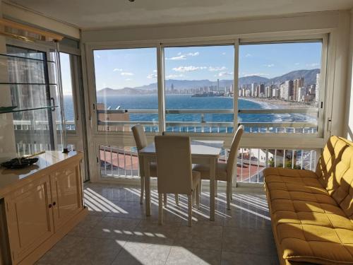Levante Beach High Floor Great Pool near the Sea