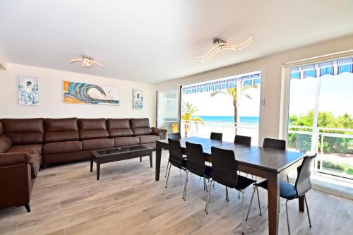 Gr Luxury Apartment First Line Beach