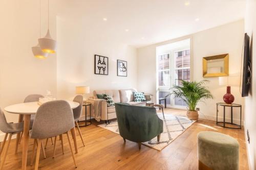 Luxury Guggenheim Museum