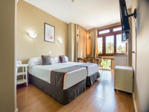 Oyo Miami Santa Catalina