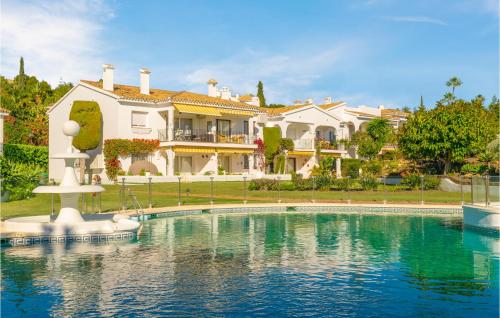 Nice apartment in Benahavis with WiFi and 2 Bedrooms