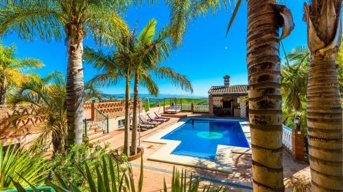 Finca Cajera Alhaurin de la Torre by Ruralidays