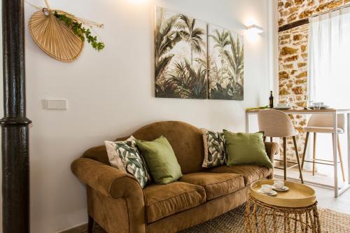 Original Mediterranean 153