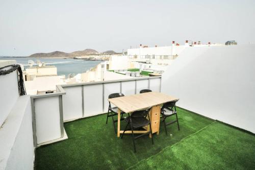 Penthouse with Terrace and Views