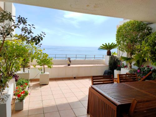 Piso en la primera linea del mar con 2 dormitorios