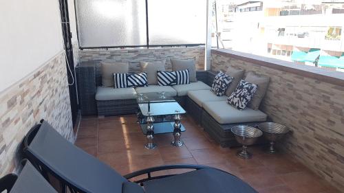 Precioso Ático Con Terraza En Plaza De Andalucia