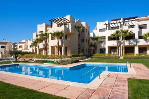 Roda Golf - fabulous 2 bed apartment, phase 3b
