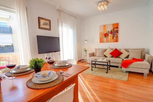 San Sebastian Apartment by Hello Homes