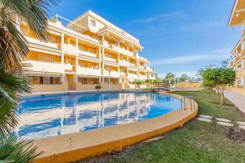 Spacious Penthouse No Car Needed