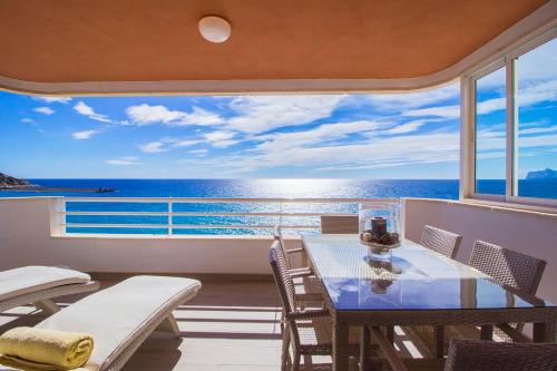 Stunning Frontline Apartment Rubino In Calpe