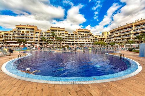Villa "Alicia" Compostella Beach Resort