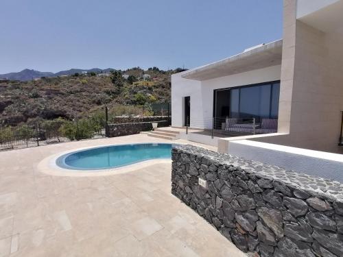 Villa “La Florida” - Wonderful Views - Pool – Wifi