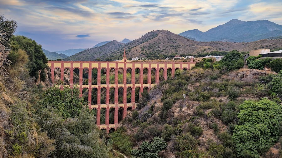 El Acueducto Del Águila