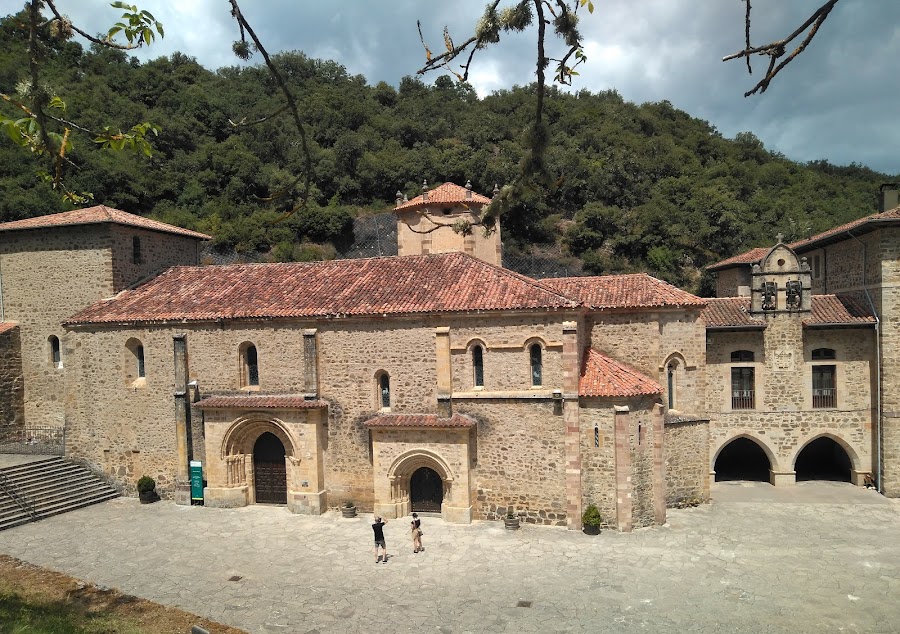 Monasterio De Santo Toribio De Liébana